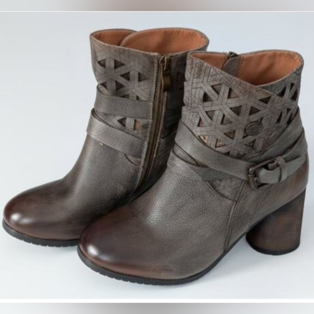L'Artiste by Spring Step Madonna Leather Ankle Boots - Grey Multi - Sz 36